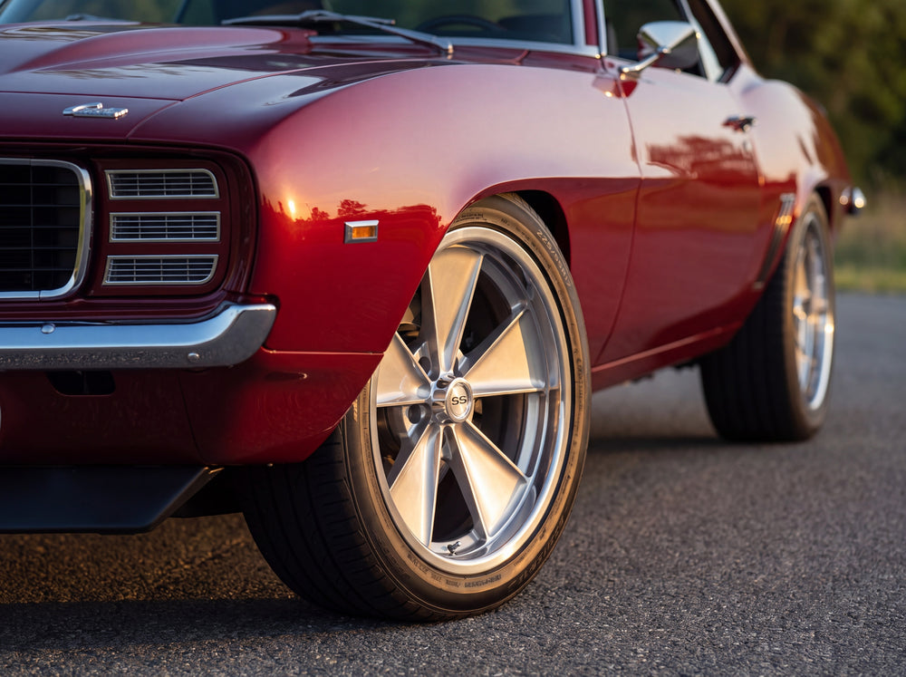 1969 Camaro, wheel detail with Heritage Mag wheels